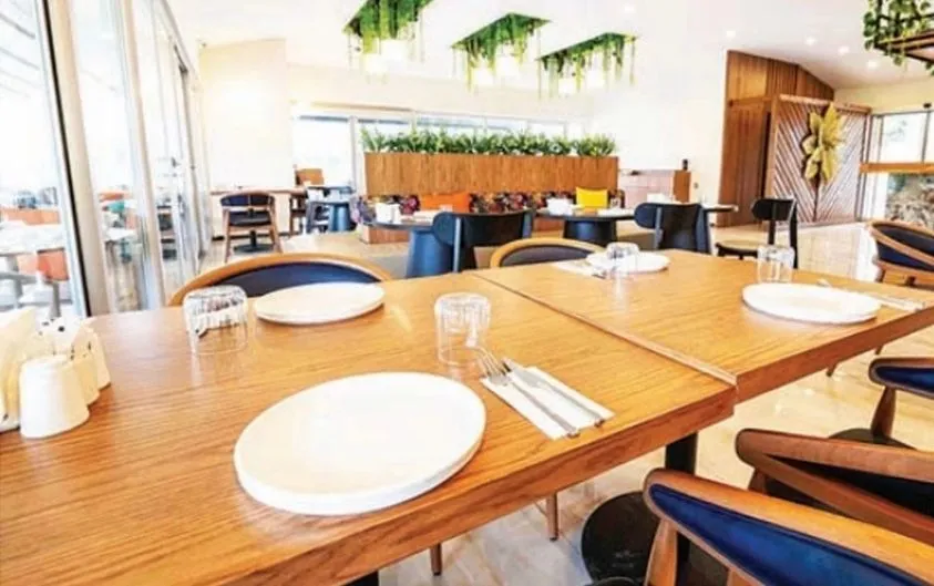 Lokanta ve Kafelerde...