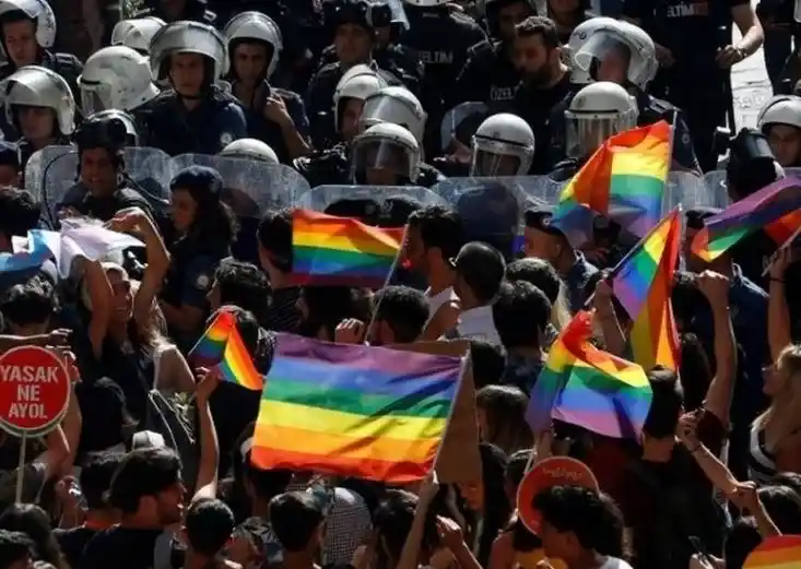 Türkiye'de LGBTİ+ Ya...