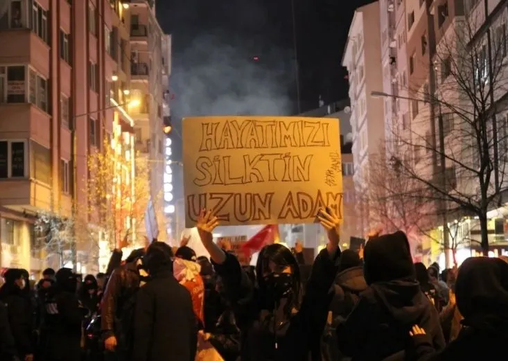 İki Farklı Eylemin T...